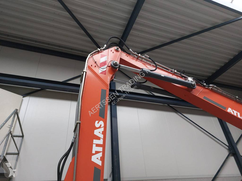 Lopatový nakládač Atlas 250 MH