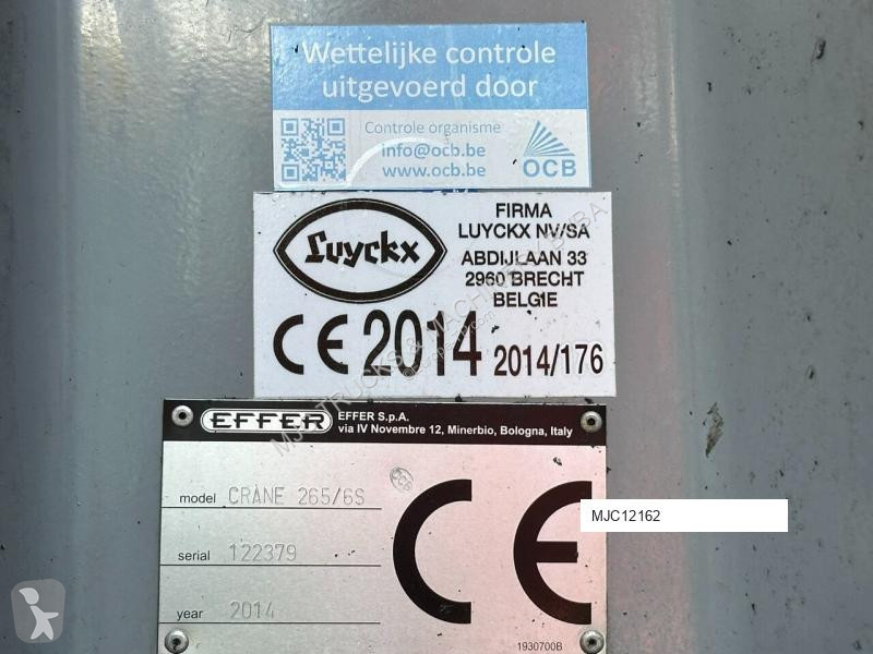 Camion Volvo FMX 330 8x4 TRIDEM + CRANE EFFER...