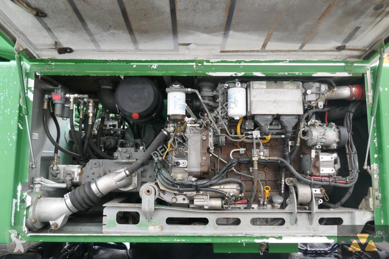 رافعة Liebherr 1100