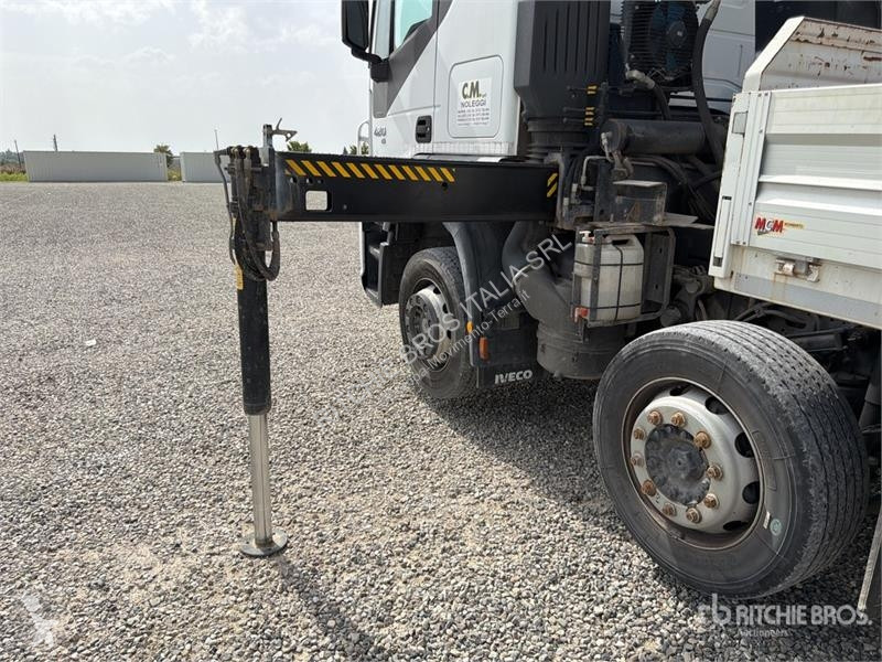 Кран Iveco Stralis 420