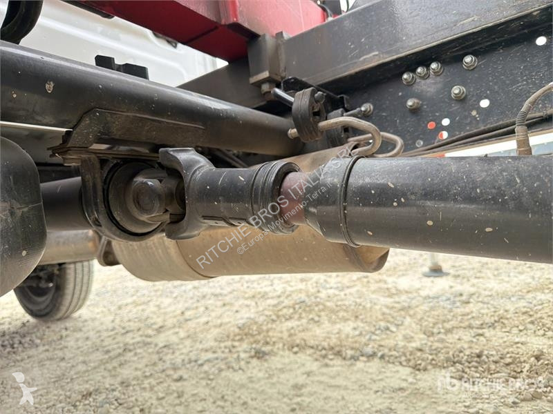 رافعة Iveco Palfinger PK3400 990 kg on  Iveco...