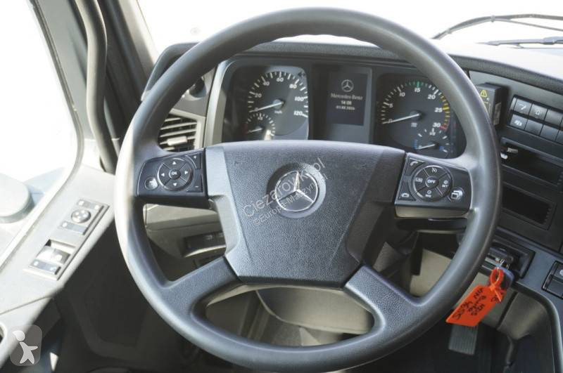 Jeřáb Mercedes Arocs 1827 4x2 / 70 tys km!!! /...
