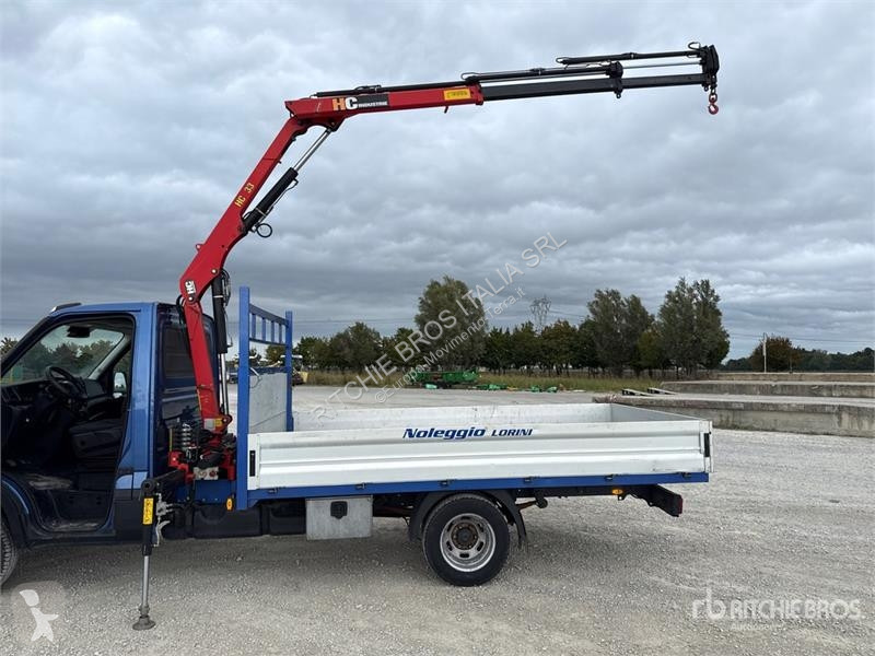 Kran Iveco HC Industrie HC33A3 700 kg on  Iveco...