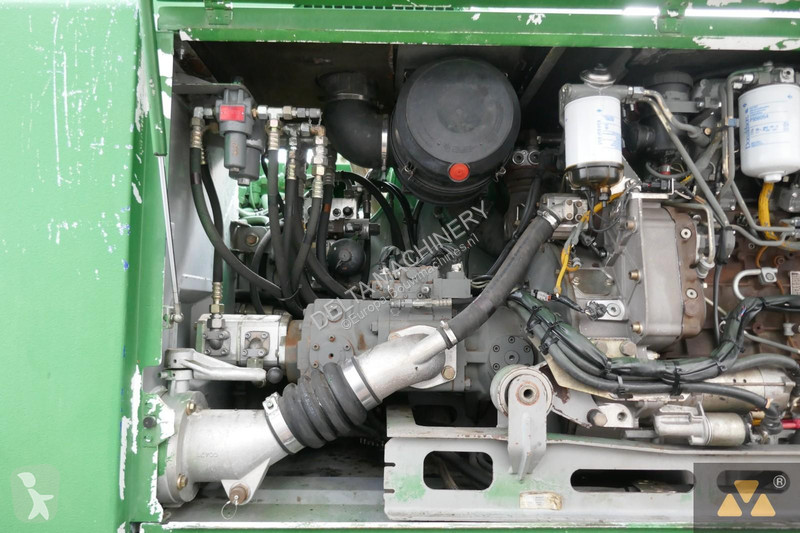 رافعة Liebherr 1100