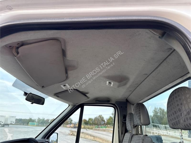 Kraan Ford Amco Veba V703 2S on Ford Transit...