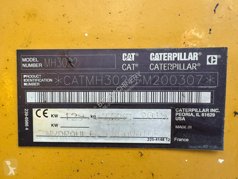 Kran Caterpillar MH3022