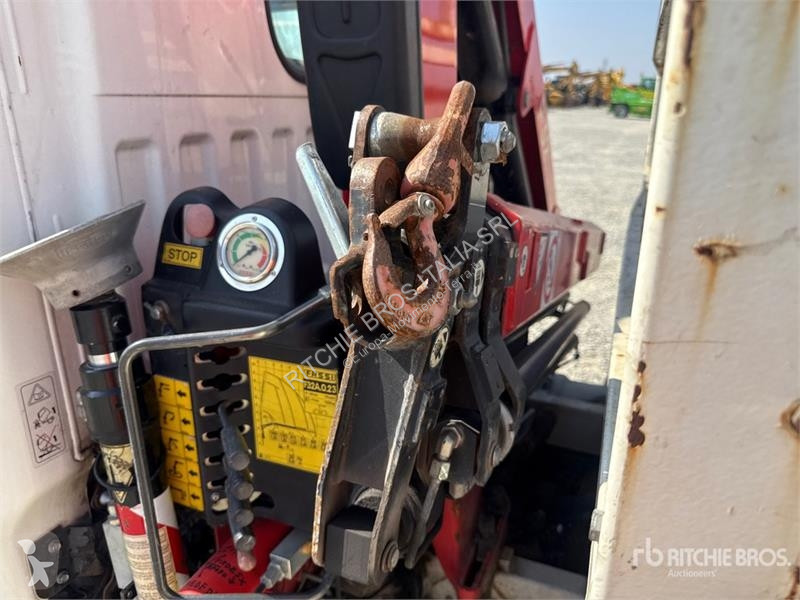 Grua Nissan Fassi F32.A 0.23 Active 1600 kg on...