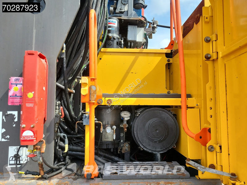 Graafmachine Volvo EW220 E