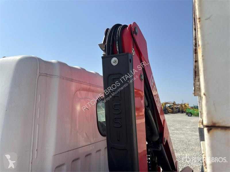 Grua Nissan Fassi F32.A 0.23 Active 1600 kg on...