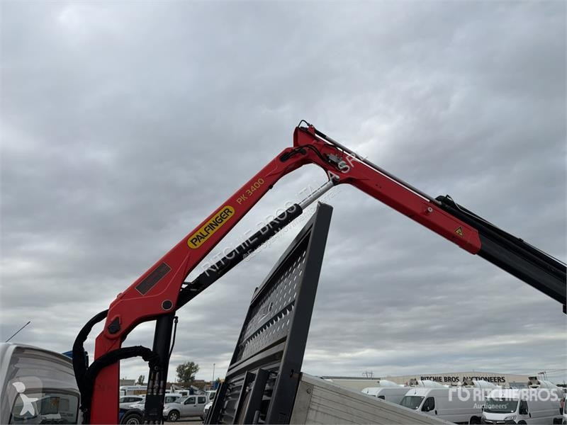 رافعة Iveco Palfinger PK3400 990 kg on  Iveco...