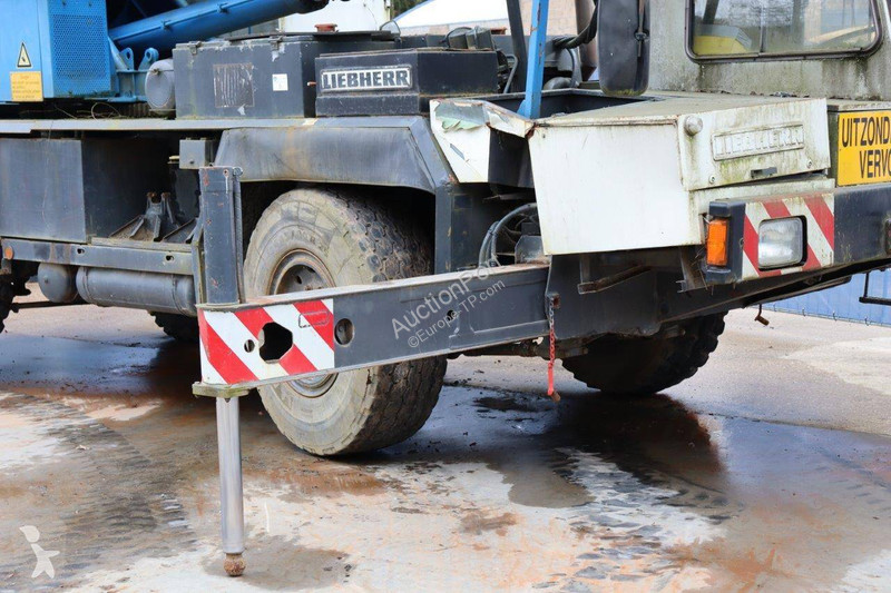Macara Liebherr 1025