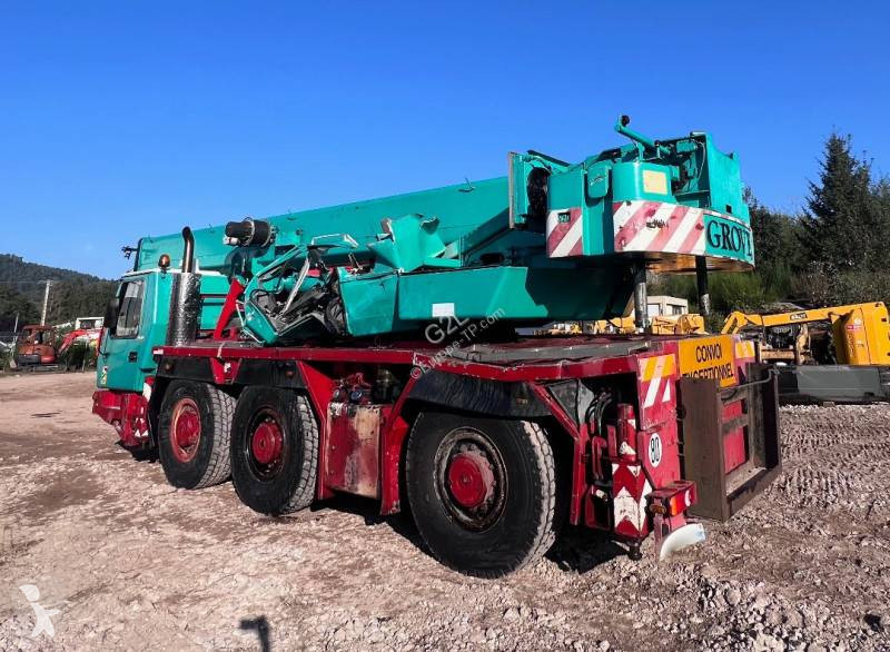 Jeřáb Grove GMK 3050