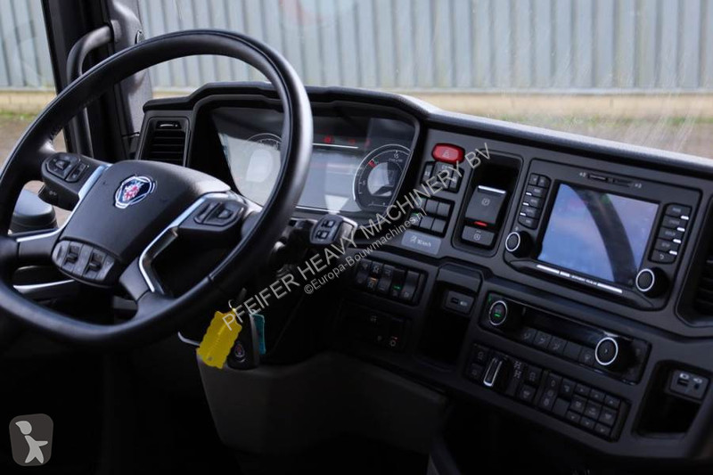 Camion Scania 540 B10x4 With COMACH 150tm Crane...