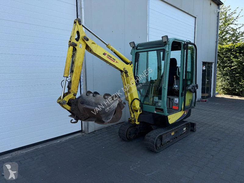Grua Yanmar