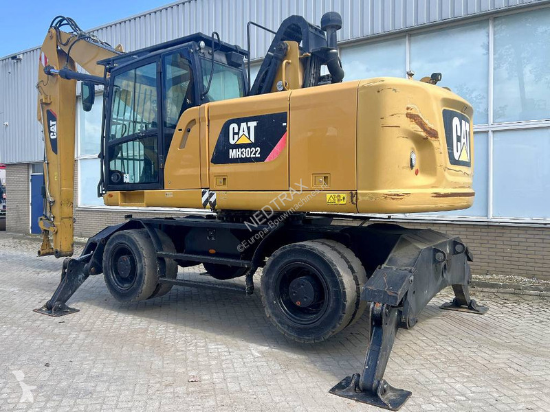 Gru Caterpillar MH 3022    2015    CE