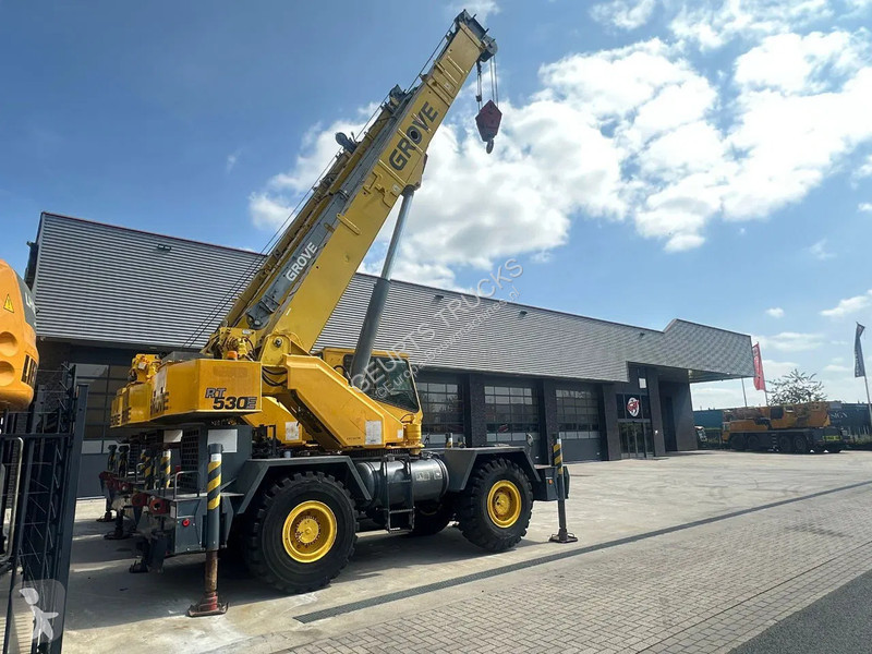Grua Grove RT 530E ROUGH TERRAIN CRANE