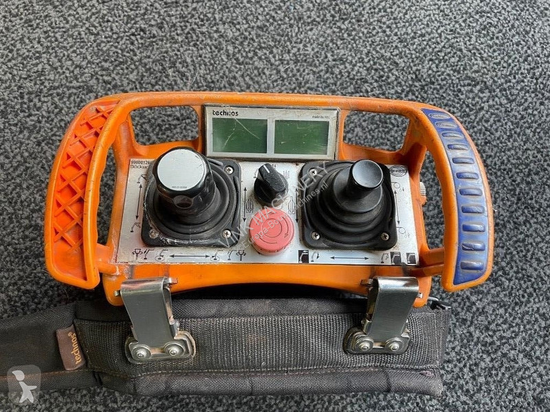 Grua Böcker AHK 30/1500