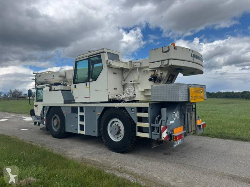 Žeriav Liebherr 1030-2