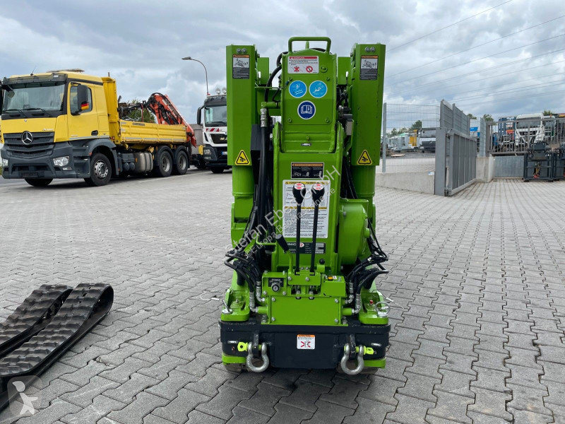 Macara  UNIC URW295CBE/ Raupenkran / 8,8m / 2,9t