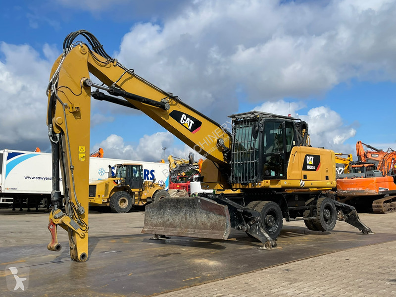 Jeřáb Caterpillar MH3024