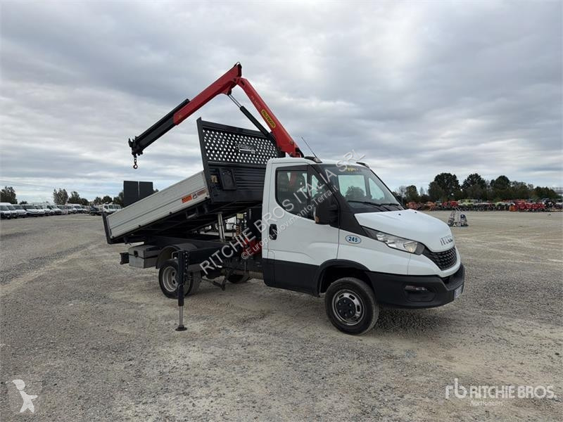 رافعة Iveco Palfinger PK3400 990 kg on  Iveco...