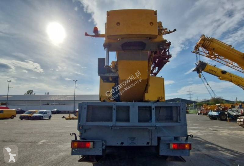 Grue Liebherr 1055/1 mobile crane