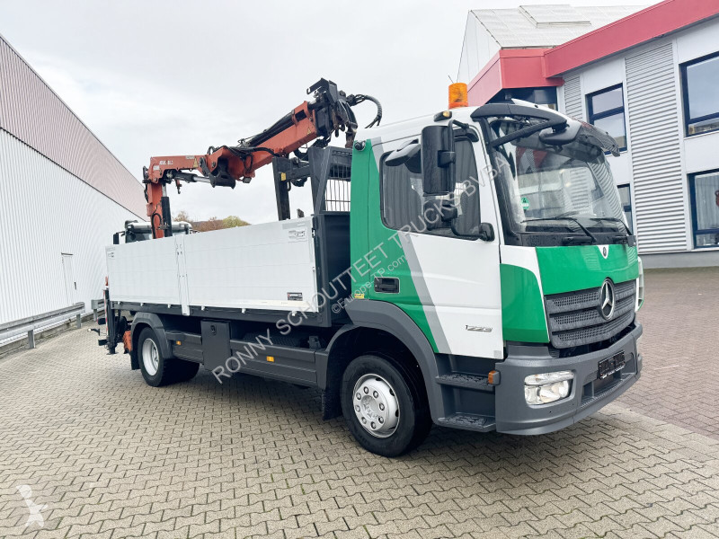 Macara Mercedes Atego 1223 L 4x2 Atego 1223 L...