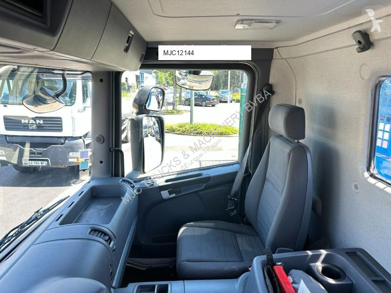Camion Scania P410 6x4 + CRANE HIAB 166 ES-4 -...