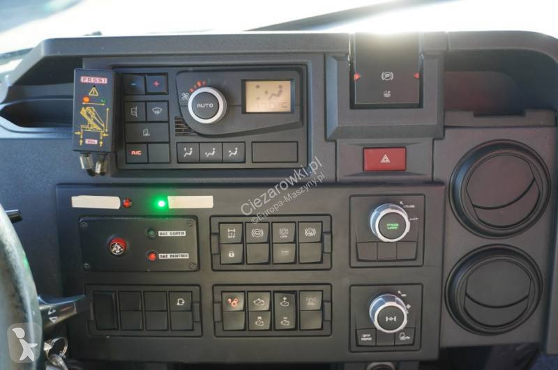 Grúa Renault C380 E6 6×4 / HDS Fassi F135 2700...