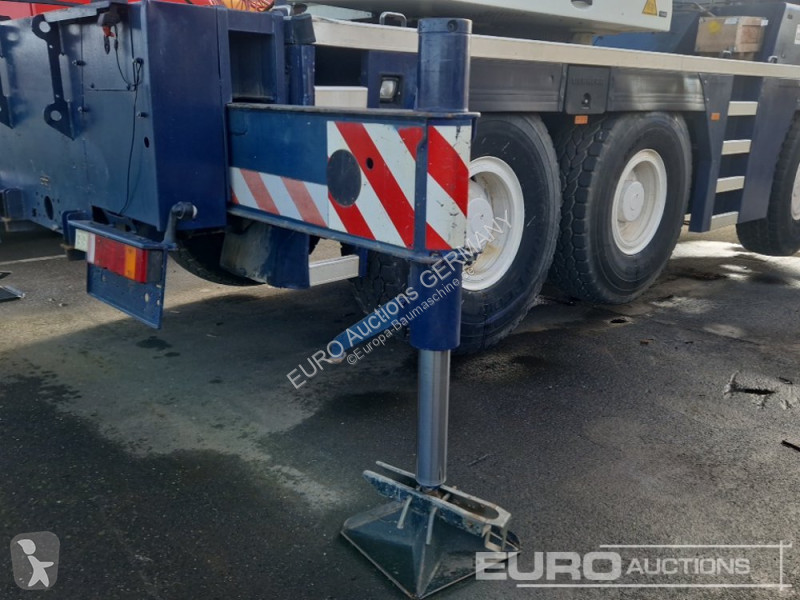 Grue Liebherr LTM1055-3.1