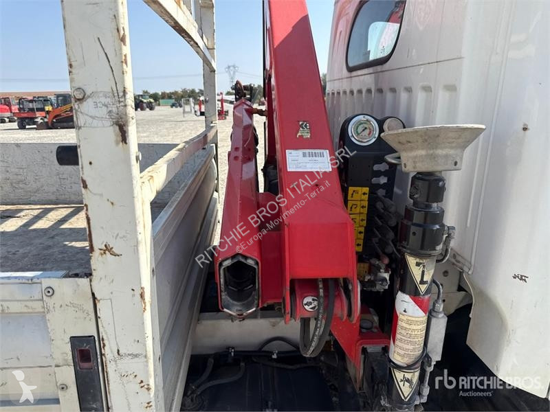 Grua Nissan Fassi F32.A 0.23 Active 1600 kg on...