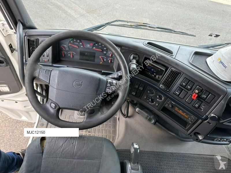 Kamion Volvo FH 500 6X2 + CRANE PALFINGER...