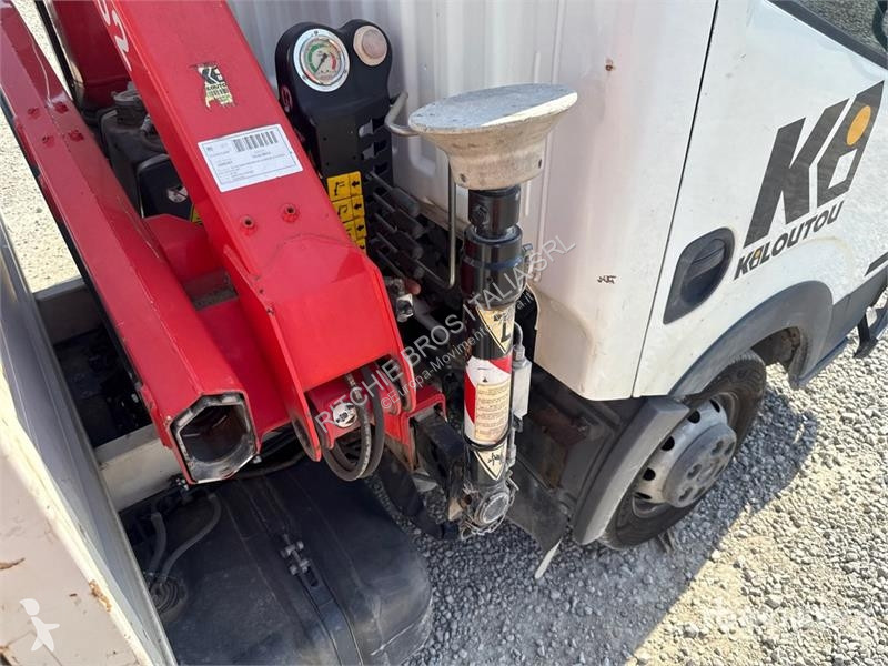 Grua Nissan Fassi F32.A 0.23 Active 1600 kg on...