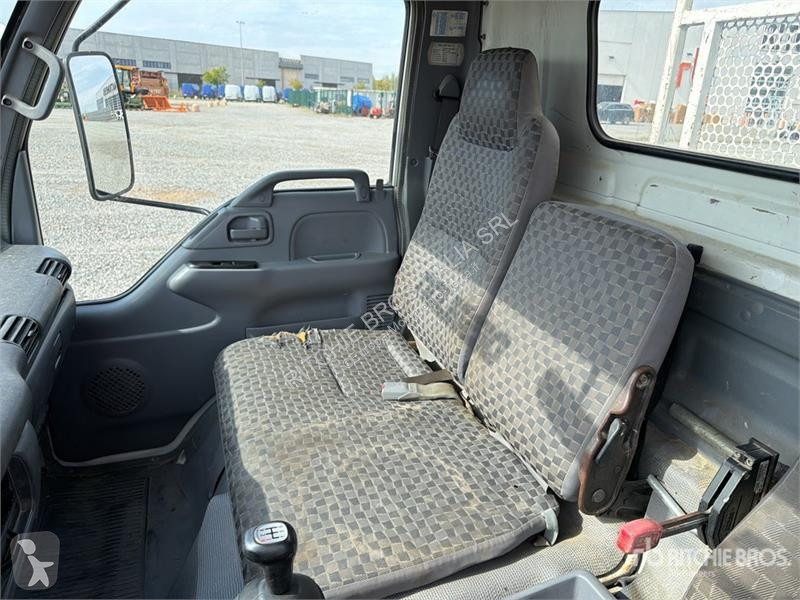 Dźwigi Isuzu 340K2 995 kg on Isuzu NPR77...