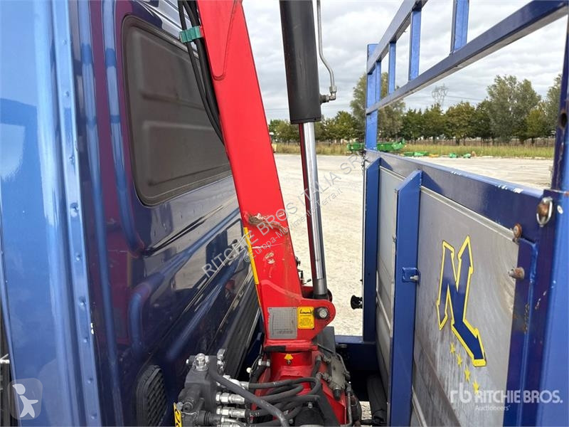 Kran Iveco HC Industrie HC33A3 700 kg on  Iveco...