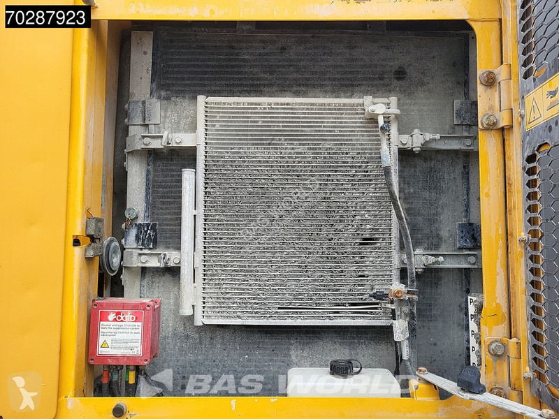 Graafmachine Volvo EW220 E