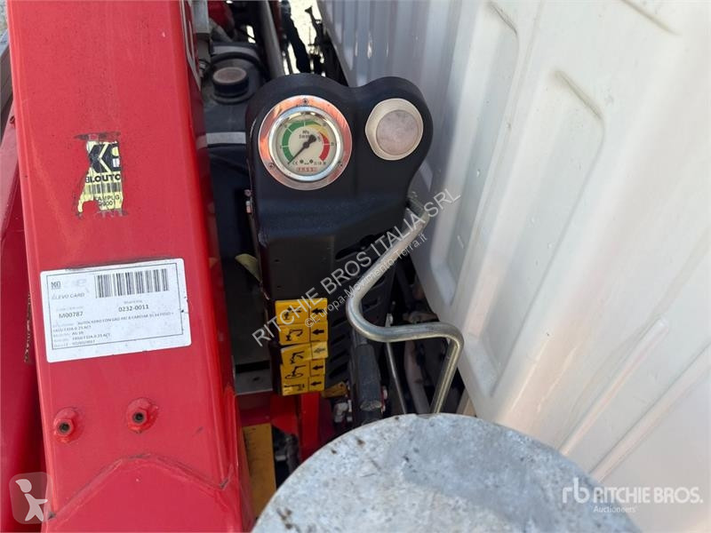 Grua Nissan Fassi F32.A 0.23 Active 1600 kg on...