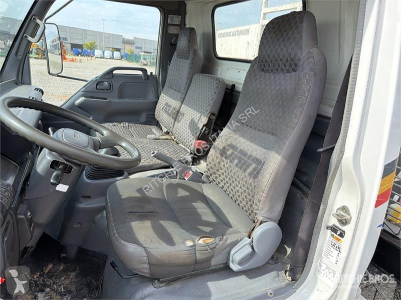 Dźwigi Isuzu 340K2 995 kg on Isuzu NPR77...