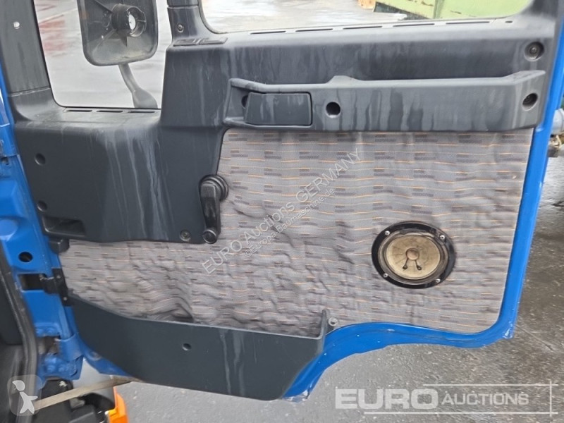 Dźwigi MAN L2000