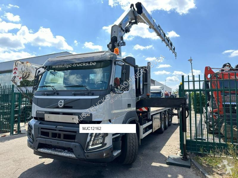 Camion Volvo FMX 330 8x4 TRIDEM + CRANE EFFER...
