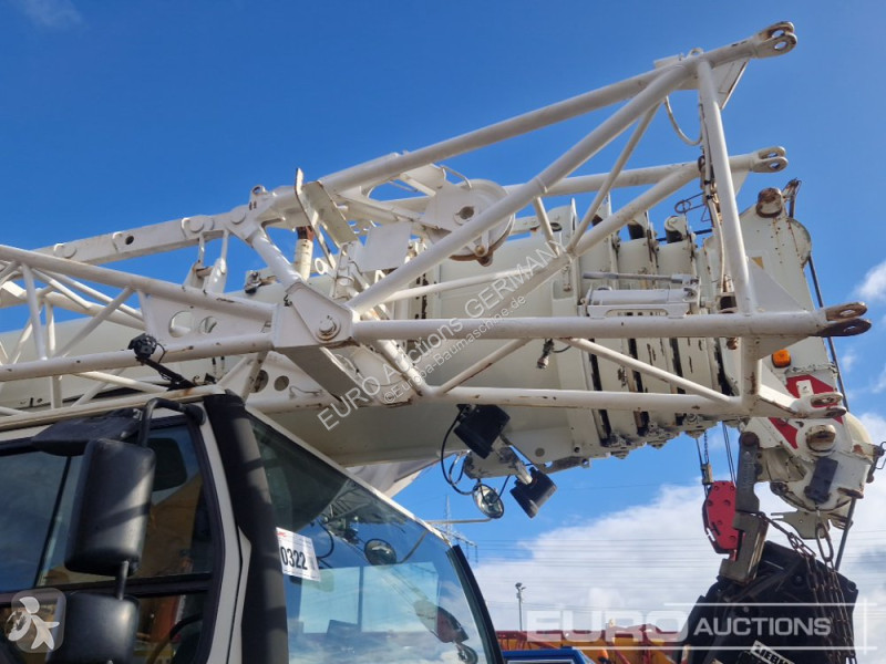 Grue Liebherr LTM1055-3.1
