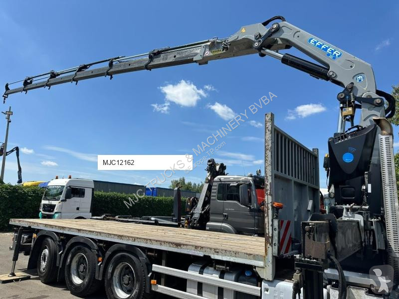 Camion Volvo FMX 330 8x4 TRIDEM + CRANE EFFER...