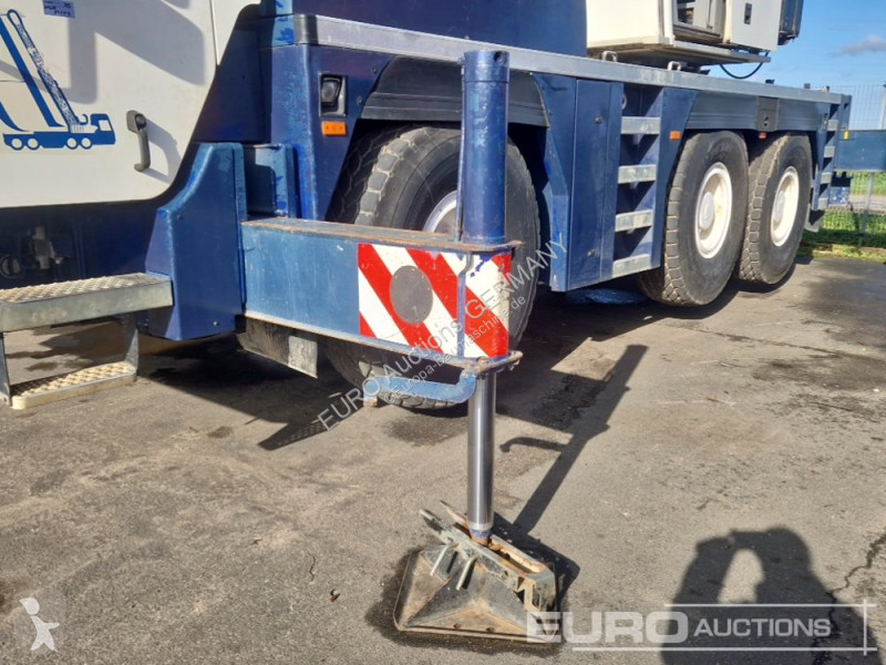 Grue Liebherr LTM1055-3.1