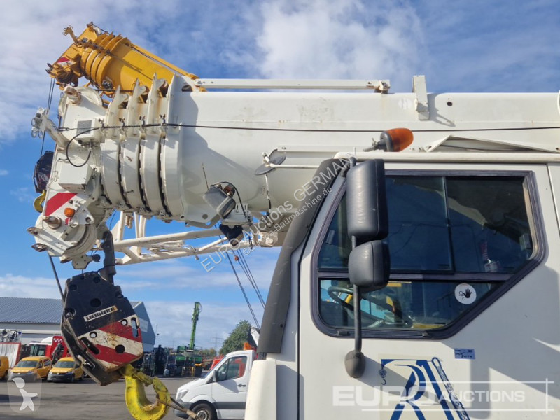 Grue Liebherr LTM1055-3.1