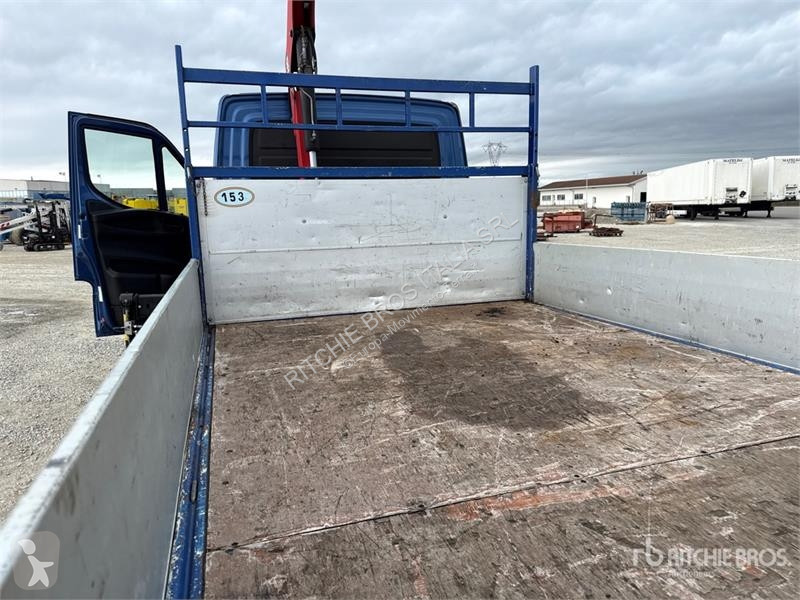 Kran Iveco HC Industrie HC33A3 700 kg on  Iveco...