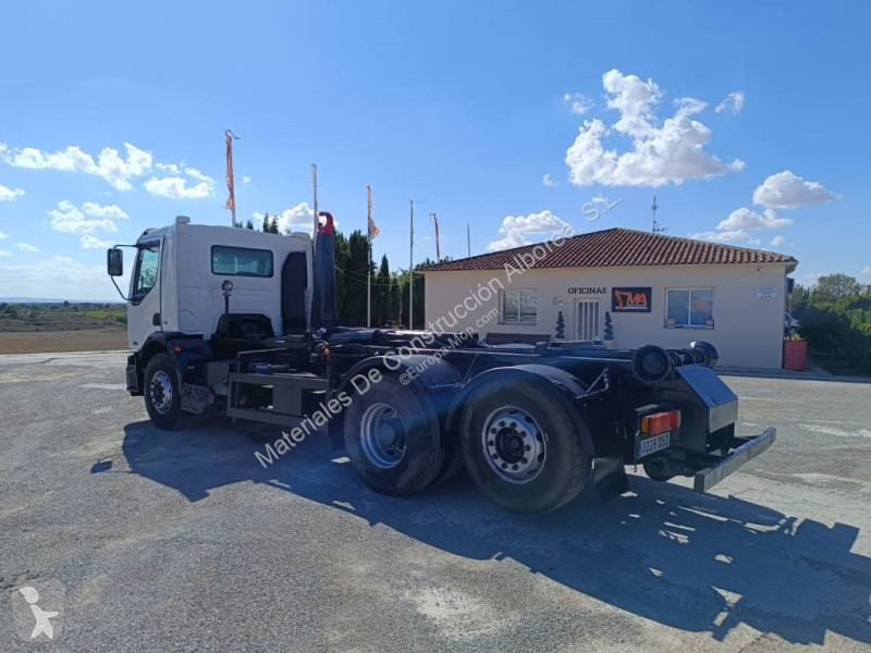 Kamion Renault 320 DCI