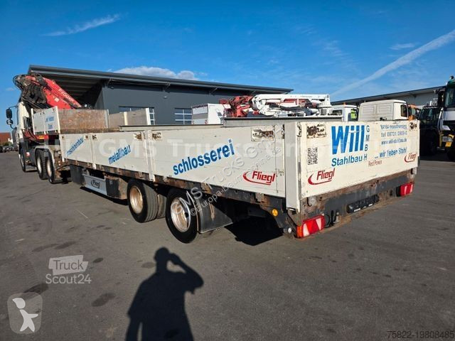 Ledat fordon DAF CF / 6X4 Blatt / 28m Fassi...