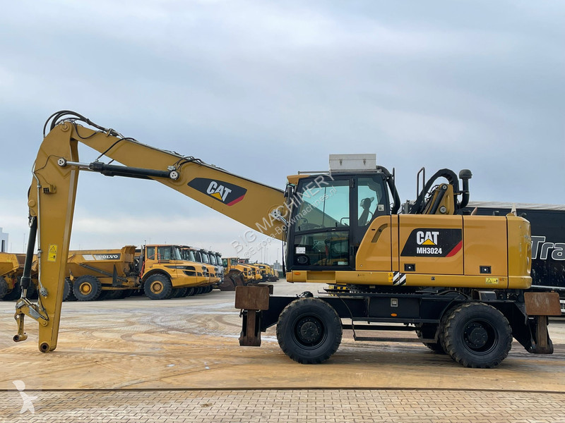 Jeřáb Caterpillar MH3024