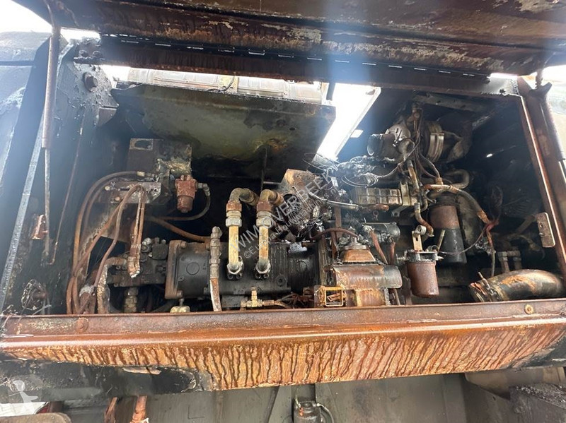 Kran Sennebogen 835E - (For parts)