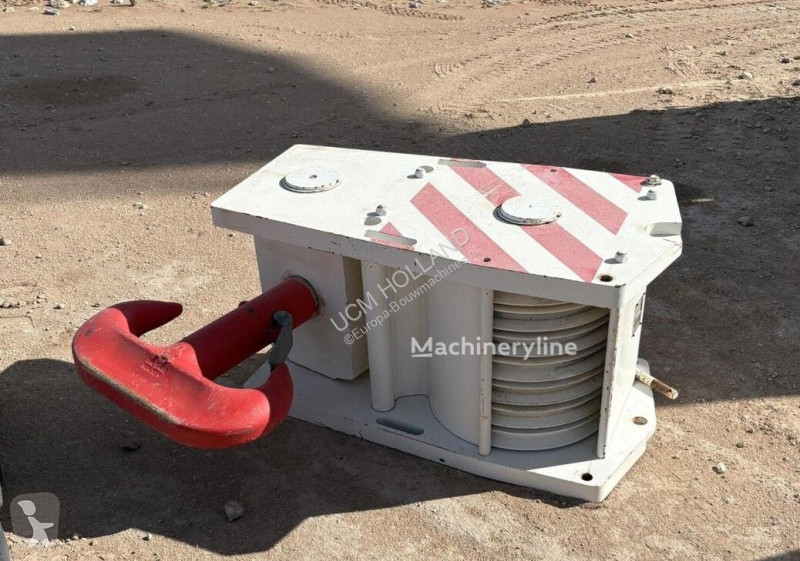 رافعة Terex Terex-Demag AC 200-1